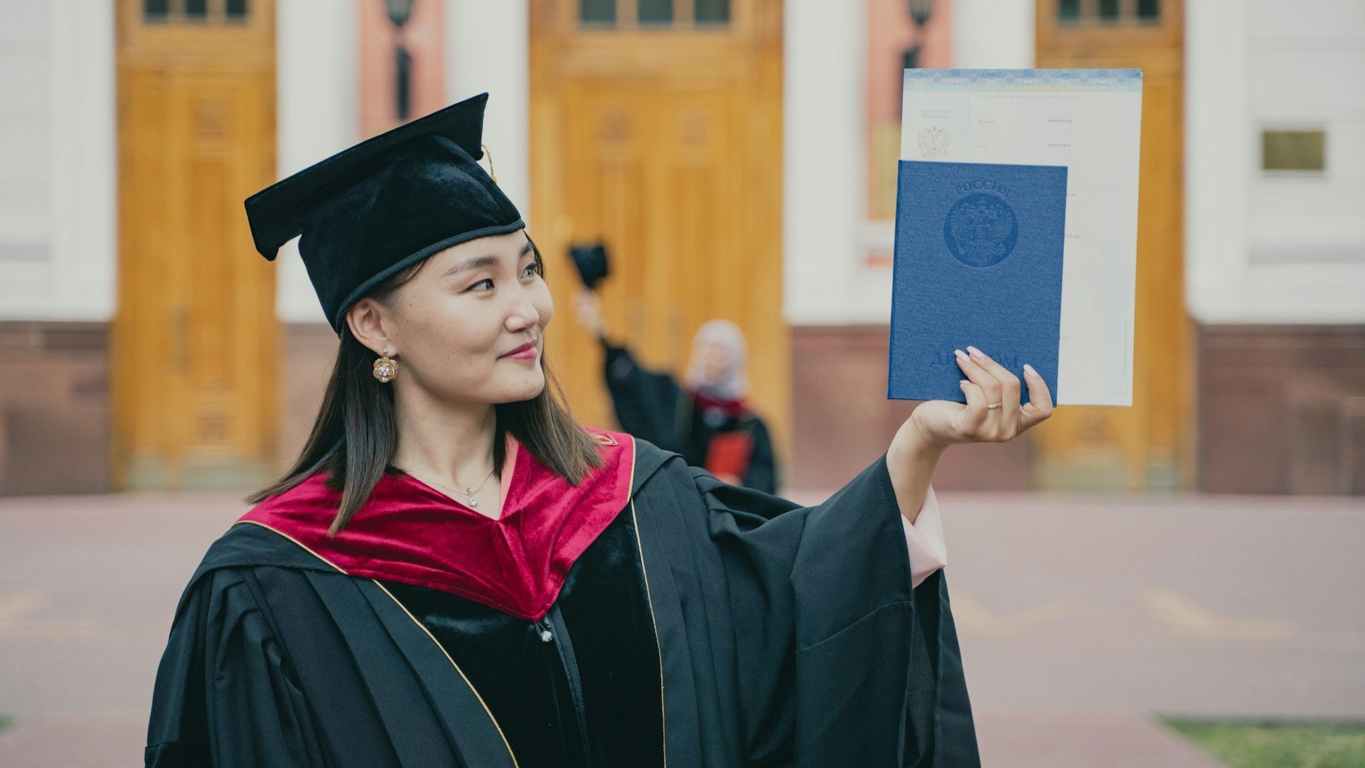 Do You Need A Degree to Be an Expert?