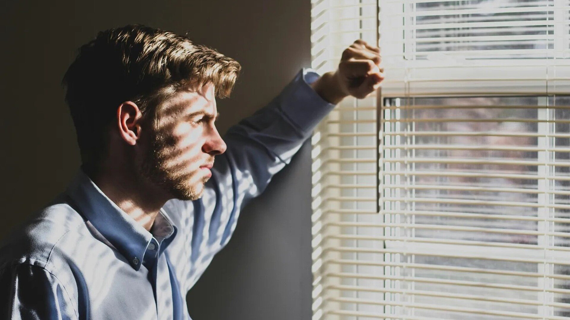 Pseudo Self-Esteem: The Seductive Imposter That Undermines Happiness